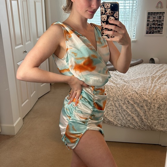 Greece Dress - Picture 3 of 4